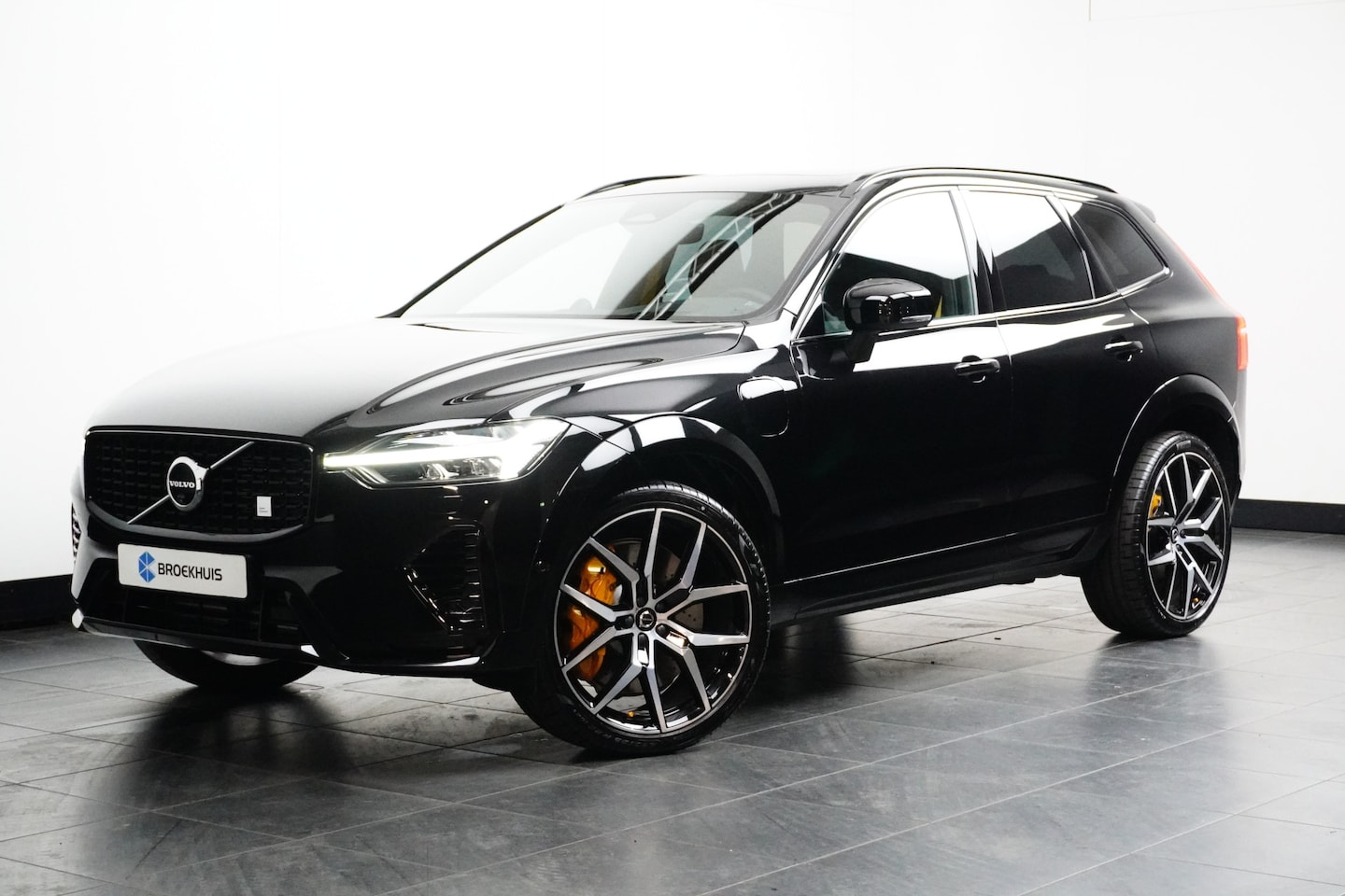 Volvo XC60 - T8 AWD 455pk Polestar Engineered | VERWACHT | Full Option! | Bowers&Wilkins | Trekhaak | 2 - AutoWereld.nl