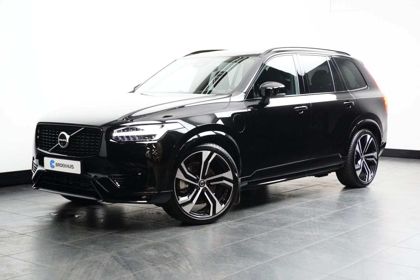 Volvo XC90 - T8 455pk Recharge AWD Ultimate Dark | VERWACHT | Full Option! | Bowers&Wilkins | Luchtveri - AutoWereld.nl