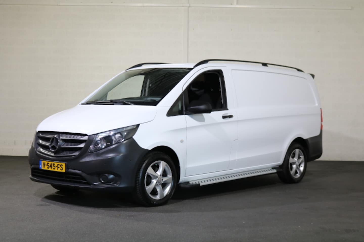 Mercedes-Benz Vito - 114 CDI Airco Achterklep Inrichting - AutoWereld.nl