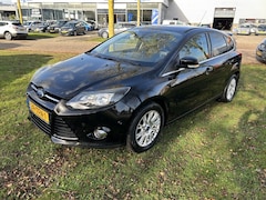 Ford Focus - 1.6 EcoB. Titanium APK 9-25 BJ 2012