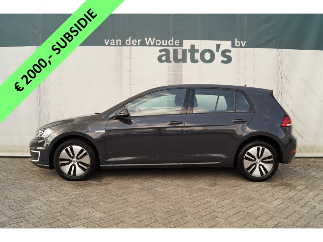 Volkswagen e-Golf - e-Golf Automaat -NAVI-ACC-LED-ECC-PDC- - AutoWereld.nl