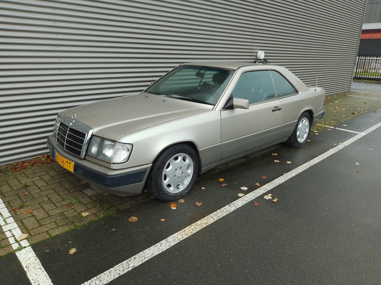 Mercedes-Benz 200-500 (W124) - 300 CE - AutoWereld.nl