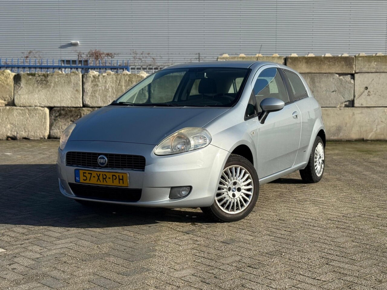 Fiat Grande Punto - 1.4 Dynamic 1.4 Dynamic (NIEUWE APK, AIRCO, CRUISE CONTROL) - AutoWereld.nl