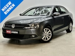 Volkswagen Jetta - 1.2i Trekh / Navi / Nw ketting / zeer mooi