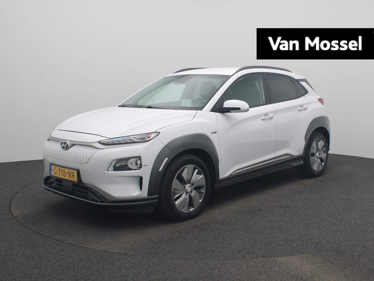 Hyundai Kona Electric - EV Premium 64 kWh | Cruise Control | Climate Control | DAB | Navigatie | Achteruitrijcamer - AutoWereld.nl