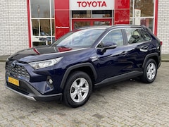 Toyota RAV4 - 2.5 HYBRID ALARMKLASSE-3 TREKHAAK PARK-SENSOREN APPLE/ANDROID CAMERA CLIMA AD-CRUISE NL-AU