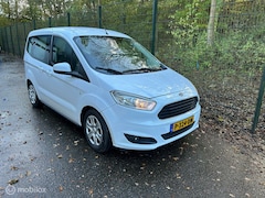 Ford Tourneo Courier - 1.0 Titanium