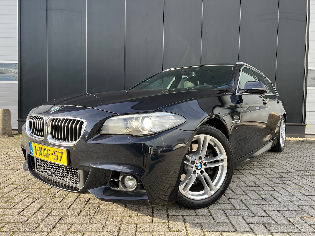 BMW 5-serie Touring - 520i M-Sport '14 Carbon/Aut/Navi/OrgNL! - AutoWereld.nl