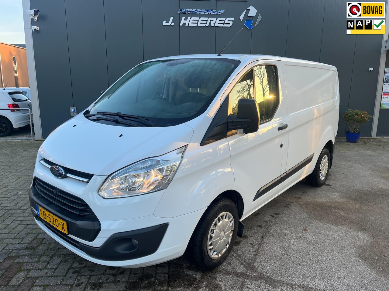 Ford Transit Custom - 270 2.2 TDCI L1H1 Trend 270 2.2 TDCI L1H1 Trend - AutoWereld.nl