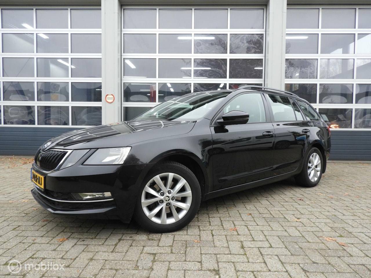 Skoda Octavia Combi - 1.5 TSI Business 150 PK - AutoWereld.nl