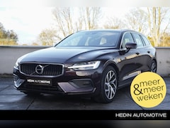 Volvo V60 - 2.0 T5 Momentum Verwarmbare voorstoelen | Parkeersensoren achter| Panoramadak | 17 inch LM