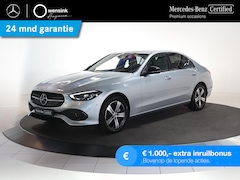 Mercedes-Benz C-klasse - 300 e Luxury Line | Trekhaak | Night pakket | Apple Carplay | Dodehoekassistentie | Sfeerv