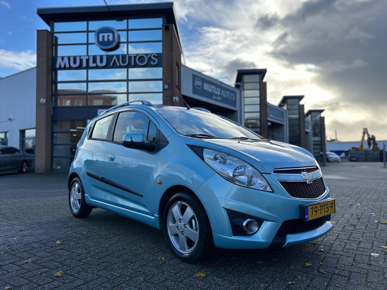 Chevrolet Spark - 1.2 16V LT 5DEURS AIRCO NAP APK PDC - AutoWereld.nl