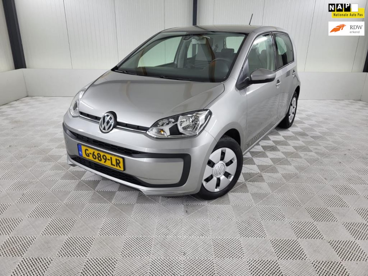 Volkswagen Up! - 1.0 BMT move up! 1.0 BMT move up! - AutoWereld.nl