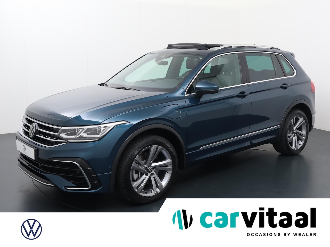 Volkswagen Tiguan - 1.4 TSI eHybrid R-Line Business | 245 PK | Automaat | Trekhaak | Elektrisch Panoramadak | - AutoWereld.nl