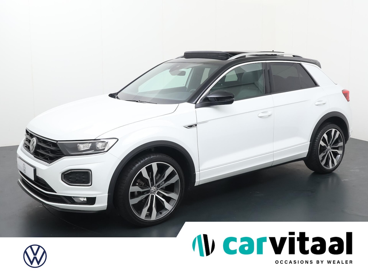 Volkswagen T-Roc - 1.5 TSI Sport | 150 PK | Automaat | Elektrisch bedienbaar panoramadak | Elektrisch bedienb - AutoWereld.nl