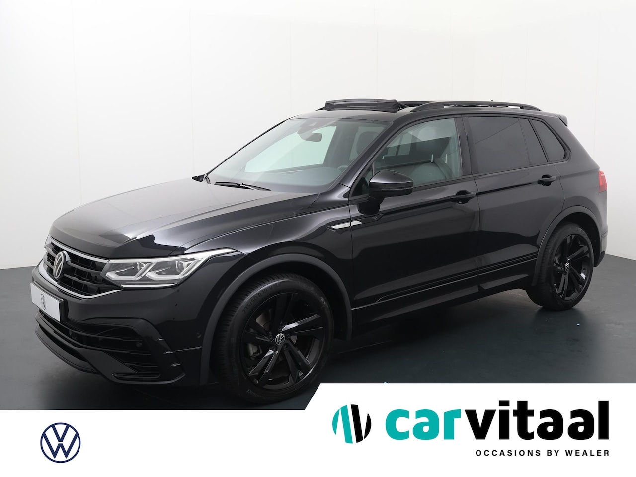 Volkswagen Tiguan - 1.5 TSI R-Line Business+ | 150 PK | Automaat | Elektrisch Panoramadak | Elektrische achter - AutoWereld.nl