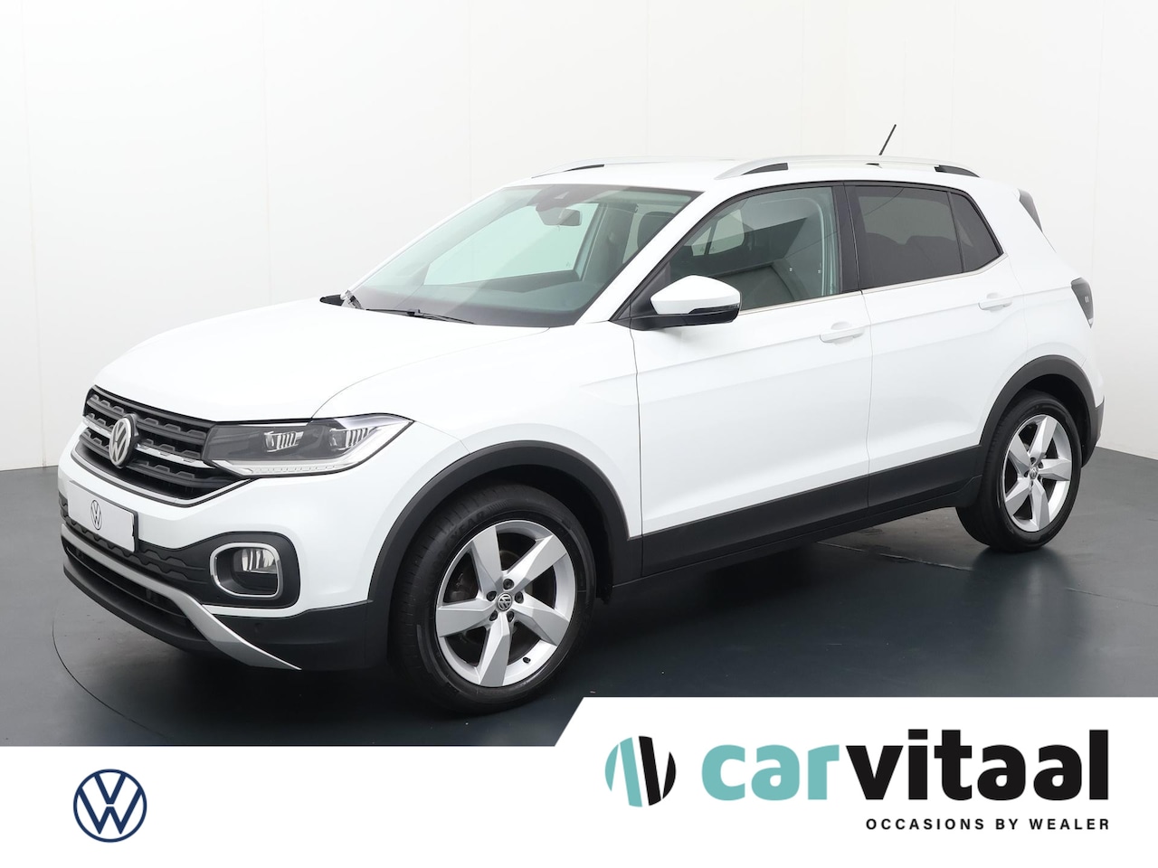 Volkswagen T-Cross - 1.0 TSI Style | 115 PK | Trekhaak | Parkeersensoren voor en achter | LED verlichting | - AutoWereld.nl