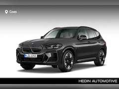 BMW iX3 - High Executive Glazen Panoramdak | Head-Up Display | Harman Kardon | Trekhaak