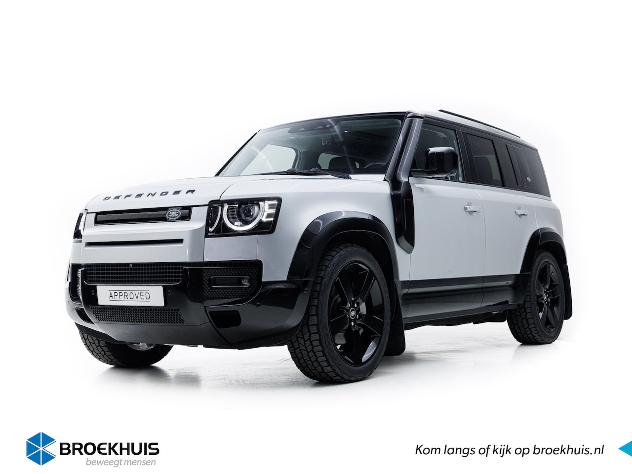 Land Rover Defender 110 - 6 Cilinder P400 First Edition | Pano | El trekhaak | Black Pack | 22 Inch | Meridian Audio - AutoWereld.nl