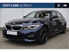 BMW 3-serie - 320e High Executive M Sport Automaat / Sportstoelen / Stoelverwarming / Laserlicht / Activ