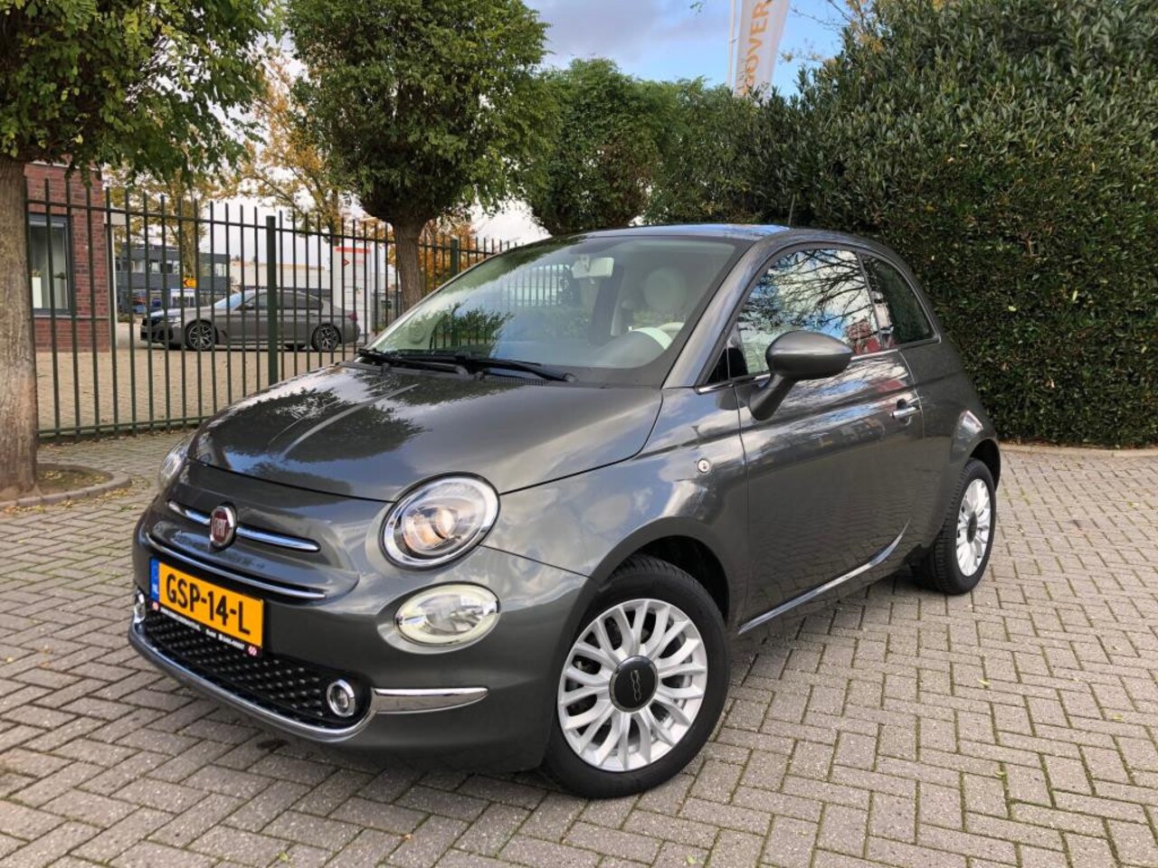 Fiat 500 - 1.2 Lounge 1.2 Lounge, AIRCO, Navigatie, Panoramadak, Cruise Control, LM-velgen 15", Parkeersensoren - AutoWereld.nl