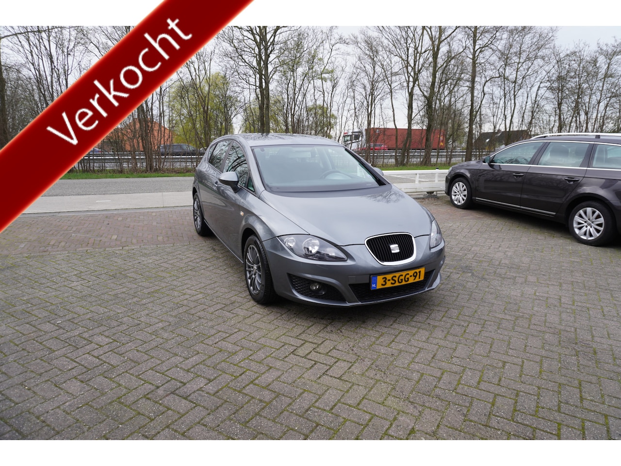 Seat Leon - 1.2 TSI Ecomotive Businessline COPA NAVI CRUISE AIRCO - AutoWereld.nl