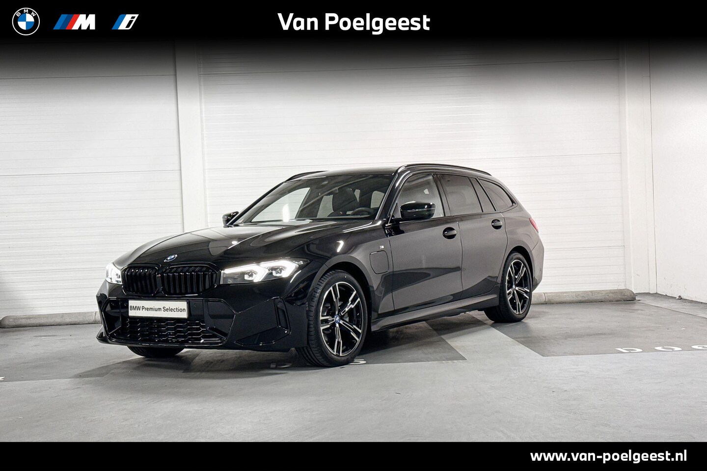 BMW 3-serie Touring - 320e | M-Sport | Travel Pack | Entertainment Pack | Harman/Kardon | Panoramadak - AutoWereld.nl