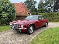 Jaguar XJ - 4.2 Coupé Automaat-veel documentatie aanwezig