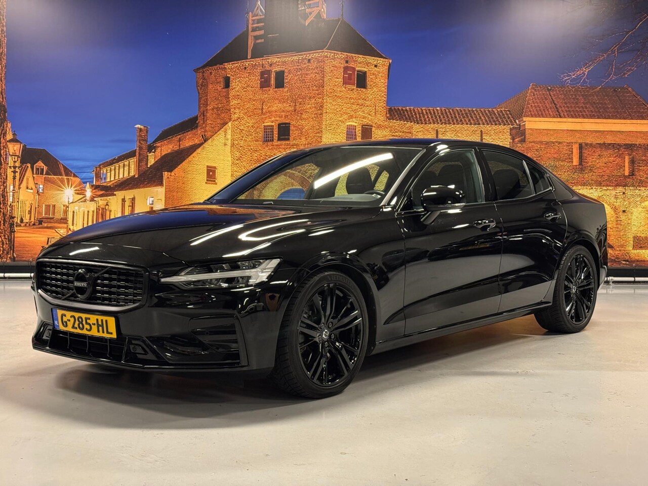 Volvo S60 - 2.0 T5 R-Design Automaat Leer LED Camera Apple Carplay - AutoWereld.nl