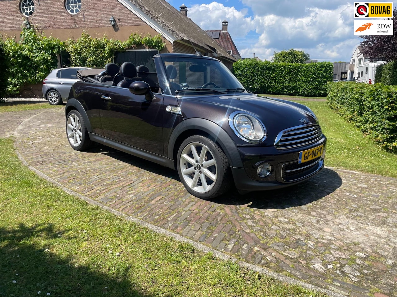 MINI Cabrio - Mini 1.6 Cooper-HIGHGATE-LEER-NAVI-PDC-STOELVERW-17"- - AutoWereld.nl