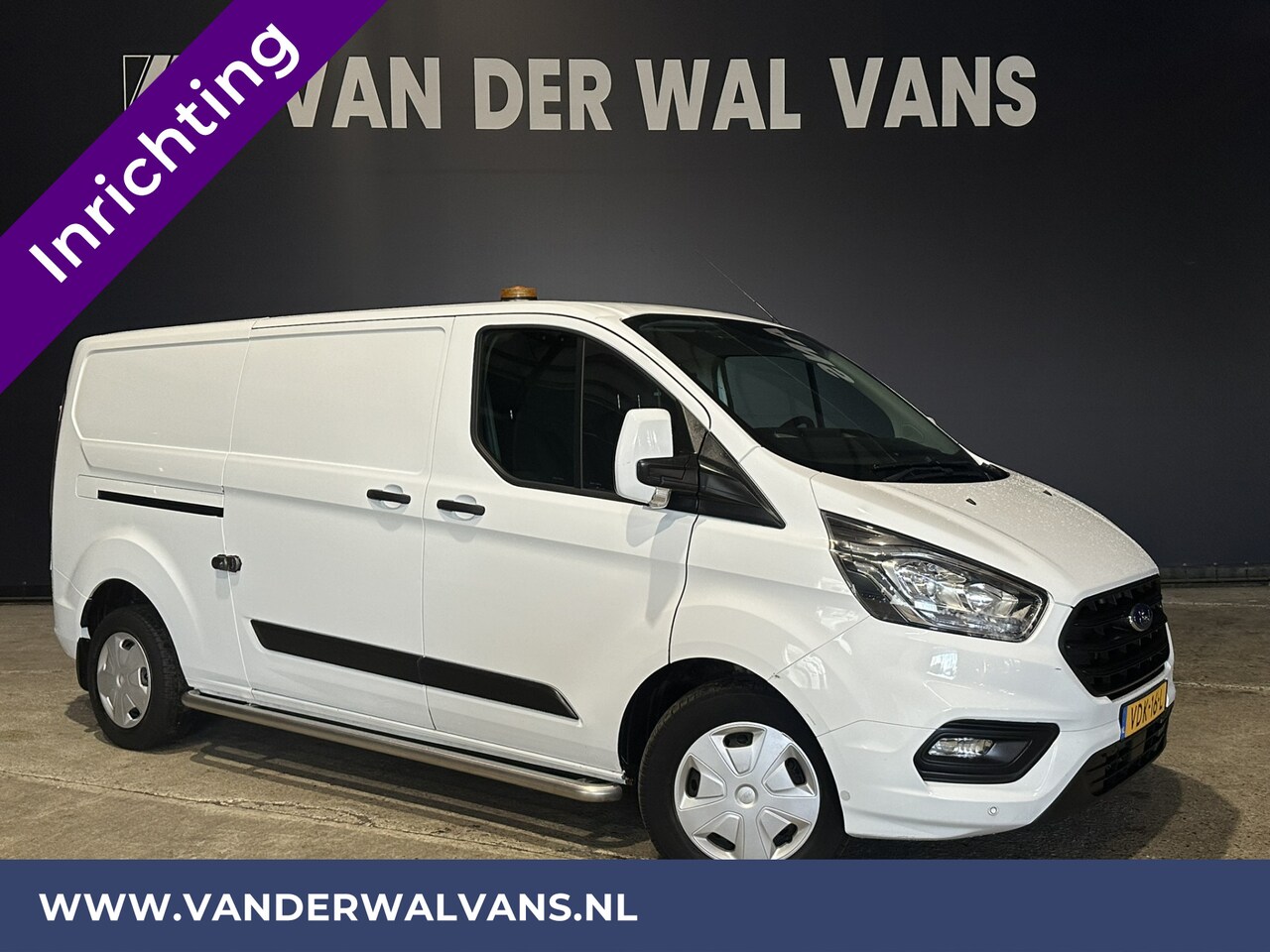 Ford Transit Custom - 340 2.0 TDCI 130pk L2H1 inrichting Euro6 Airco | Omvormer | 2800kg Trekhaak stoelverwarmin - AutoWereld.nl