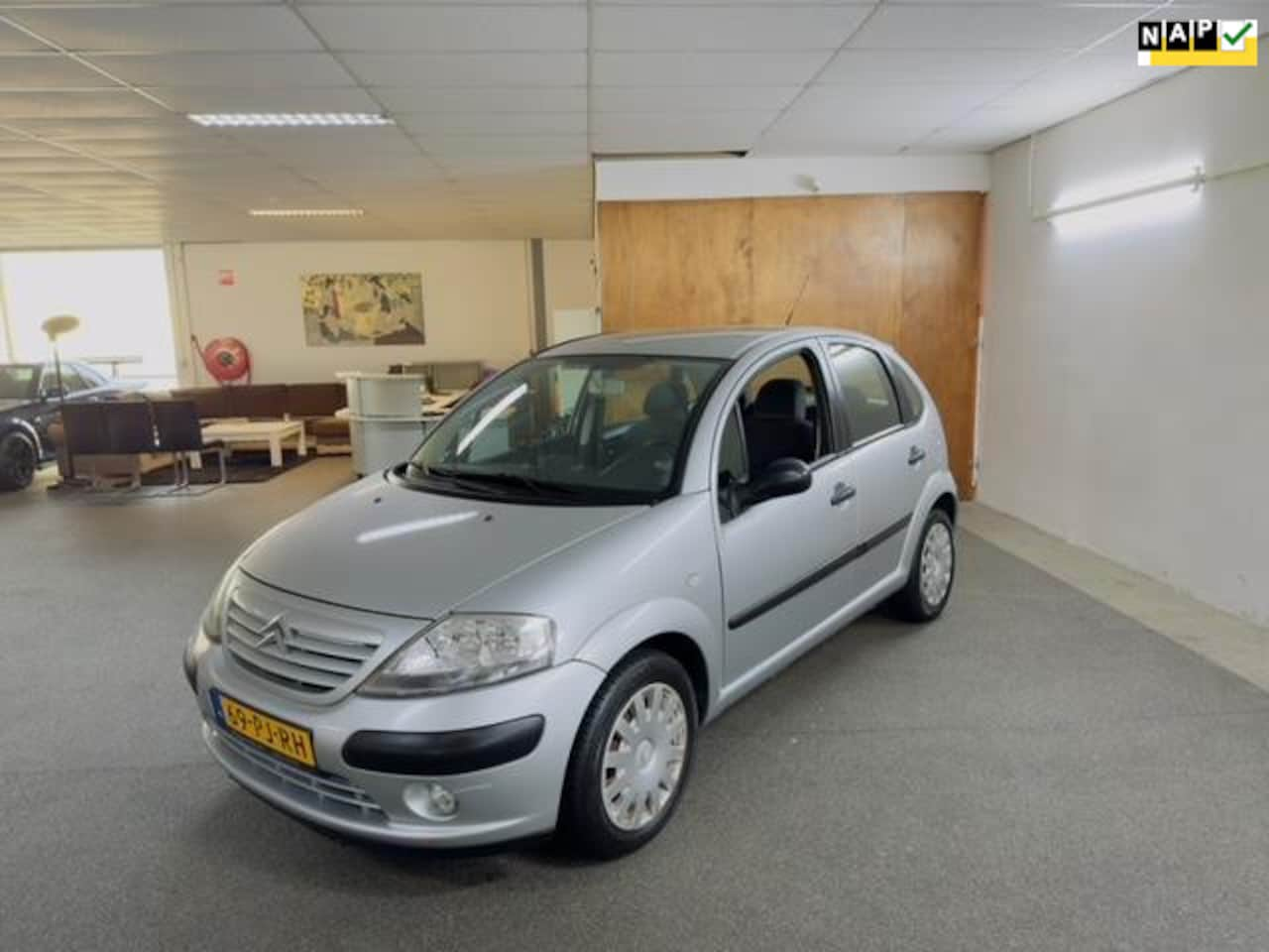 Citroën C3 - 1.4i Différence Apk Nieuw,Airco,Cruise,Parkeersensor,N.A.P,5Deurs,Automaat,Weinig km's,Top - AutoWereld.nl