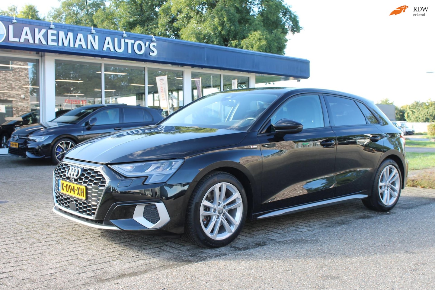 Audi A3 Sportback - 35 TFSI S edition Blackline Automaat Navi Sport - AutoWereld.nl