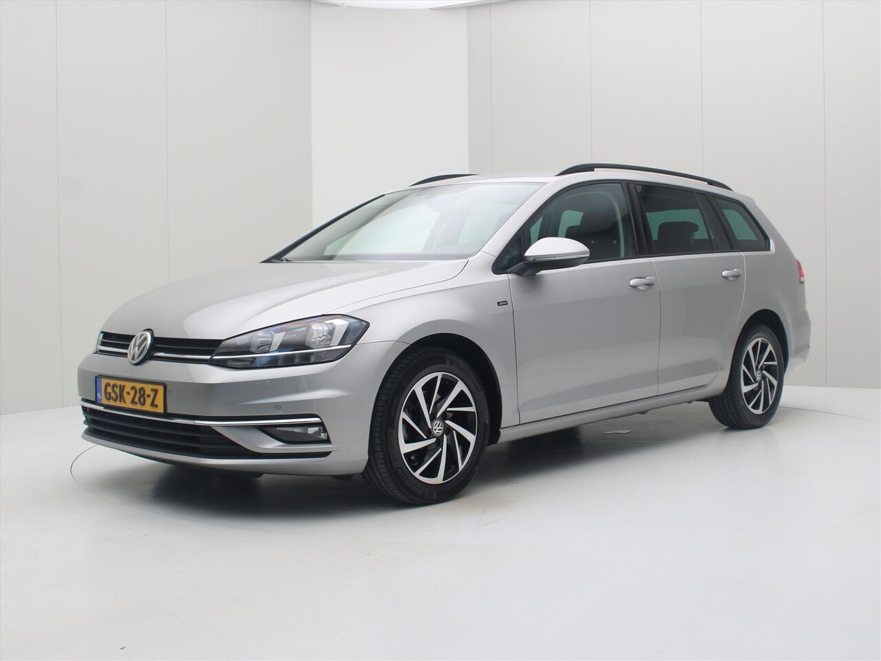 Volkswagen Golf Variant - 1.0 TSI 115pk DSG-7 Join Business [ ACC+CAMERA+CARPLAY+CLIMATE+PDC V/A ] - AutoWereld.nl