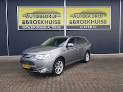 Mitsubishi Outlander - 2.0 PHEV Instyle+