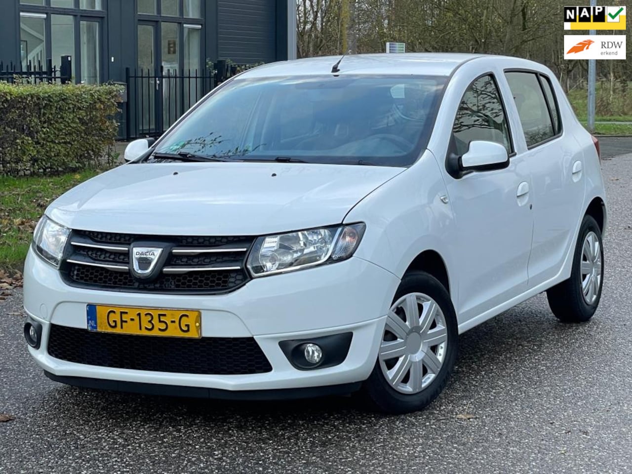 Dacia Sandero - 0.9 TCe Lauréate |elektr ramen| Airco| - AutoWereld.nl