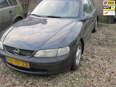 Opel Vectra - 1.8i-16V GL