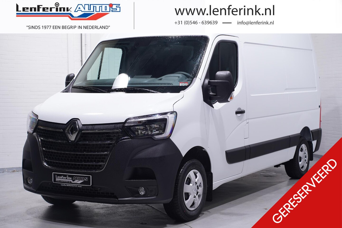 Renault Master - 2.3 dCi 135 pk L2H2 Airco, Camera, Navi Cruise Control, Geveerde Stoel, PDC achter, 3-Zits - AutoWereld.nl