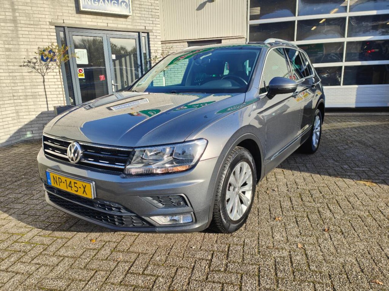 Volkswagen Tiguan - 1.4 TSI ACT Connected Series 1.4 TSI 150pk ACT Connected Series - AutoWereld.nl