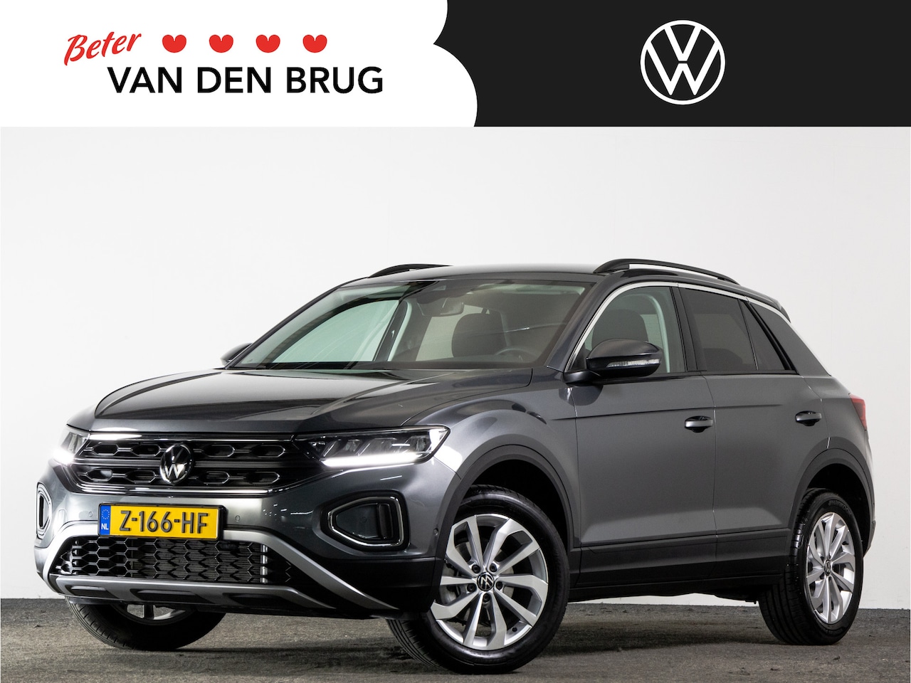 Volkswagen T-Roc - 1.0 TSI 110 PK Life Business | LED | Navigatie | Achteruitrijcamera | Stoelverwarming | Ad - AutoWereld.nl