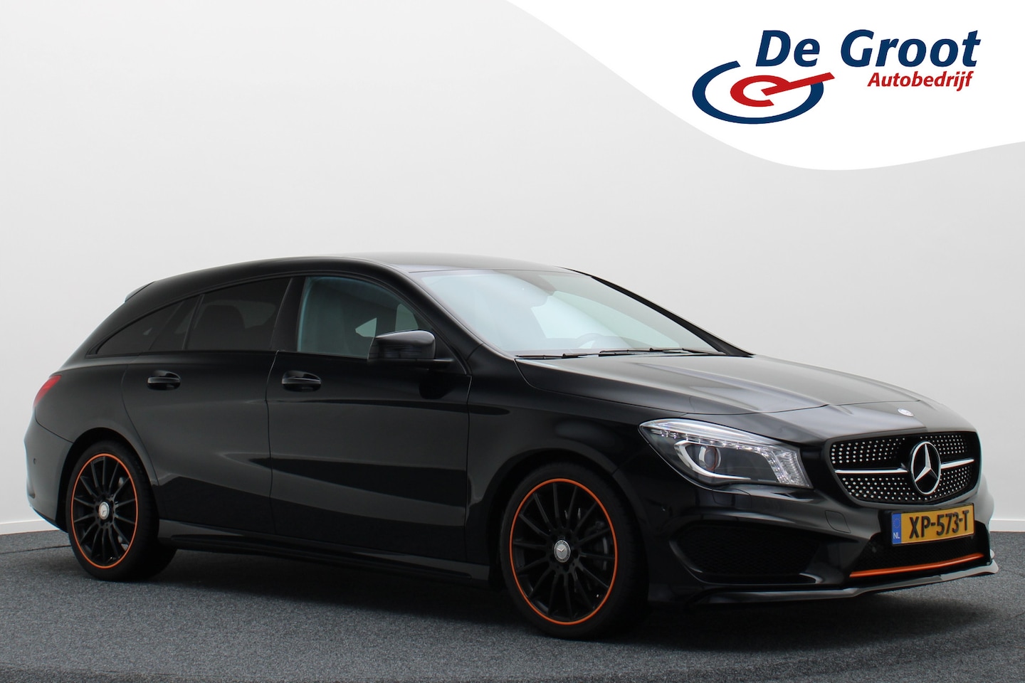 Mercedes-Benz CLA-klasse Shooting Brake - 200 d OrangeArt Edition AMG-Styling, Bi-Xenon, Airco, Navigatie, PDC, 18'' - AutoWereld.nl