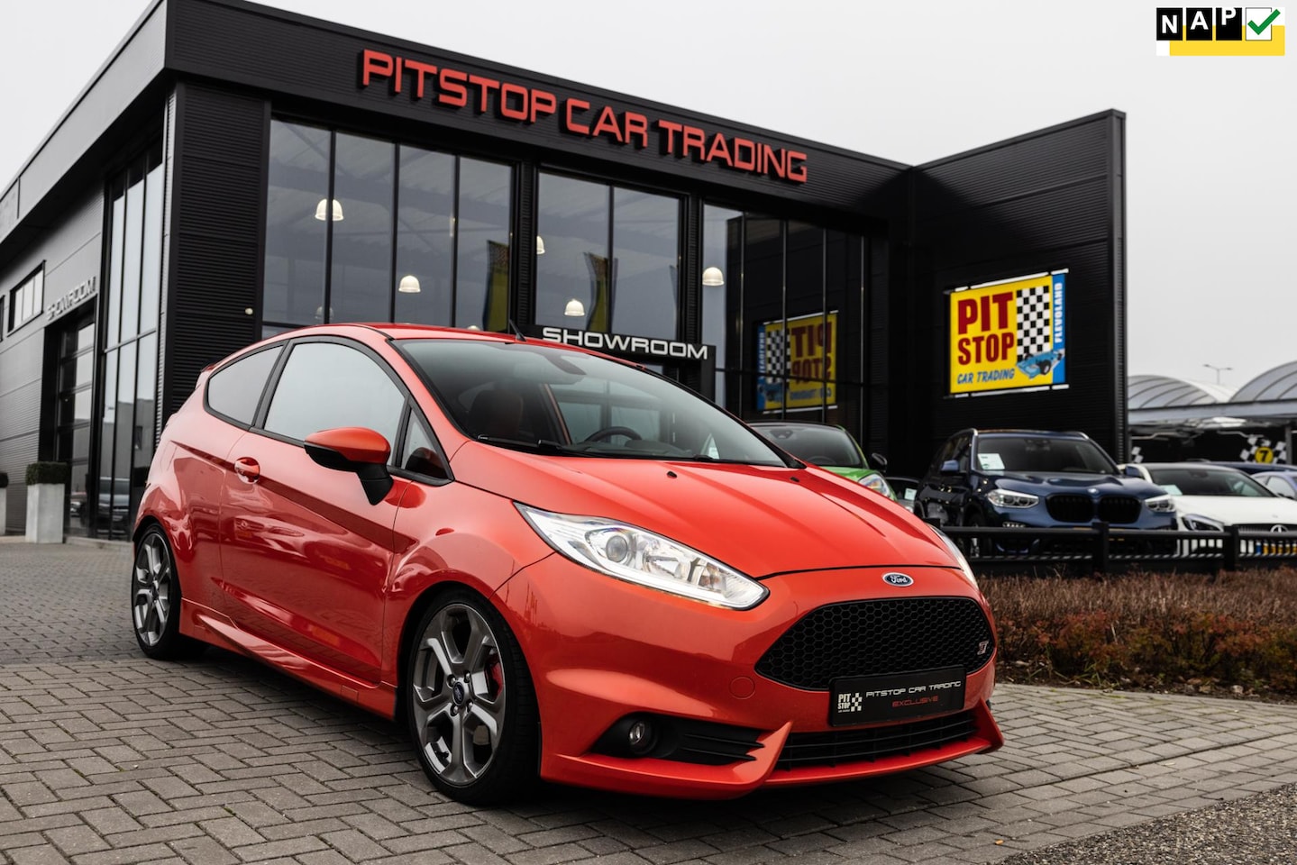 Ford Fiesta - 1.6 ST2 1.6 ST2, 182 PK, *Molton Orange*, Sportuitlaat, Topstaat! - AutoWereld.nl