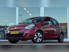 Renault Clio - 1.2 Special Line Airco Elektrische ramen Nieuwe APK Mooi