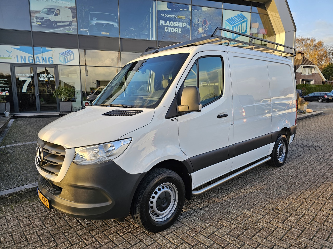 Mercedes-Benz Sprinter - 315 CDI L1-H1 RWD Automaat * Navi * Camera * Cruise * Trekhaak * - AutoWereld.nl