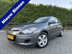 Hyundai i30 - 1.4i Active Cool Airco, All seasonbanden