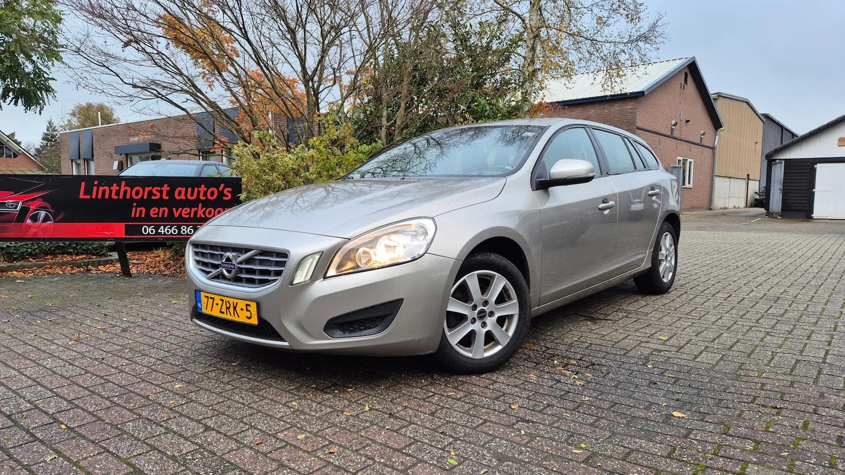 Volvo V60 - 1.6 D2 Kinetic 1.6 D2 Kinetic - AutoWereld.nl