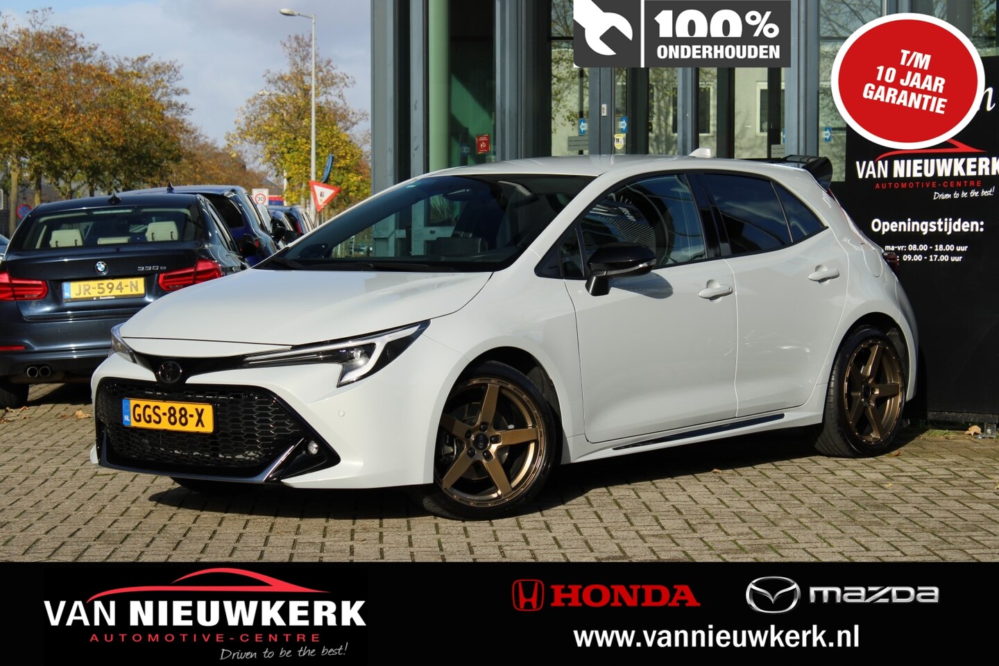 Toyota Corolla - Hybrid 200 Automaat GR Sport PLUS JBL Sportstoel Uniek - AutoWereld.nl