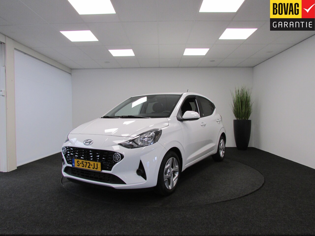 Hyundai i10 - 1.0 Comfort I Stoel- en stuurverwarming I Apple Carplay I LM-Velgen I - AutoWereld.nl