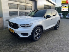 Volvo XC40 - 2.0 T4 AWD R-Design, Panodak, Leer